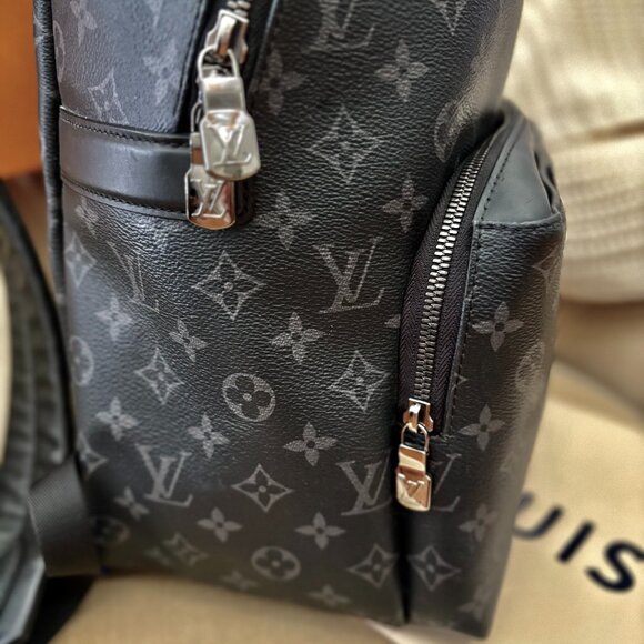 Auth. LOUIS VUITTON Discovery PM Monogram Eclipse Coated Canvas FL2109 Backpack - Picture 5 of 11